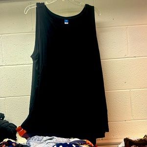 Old Navy black tank top